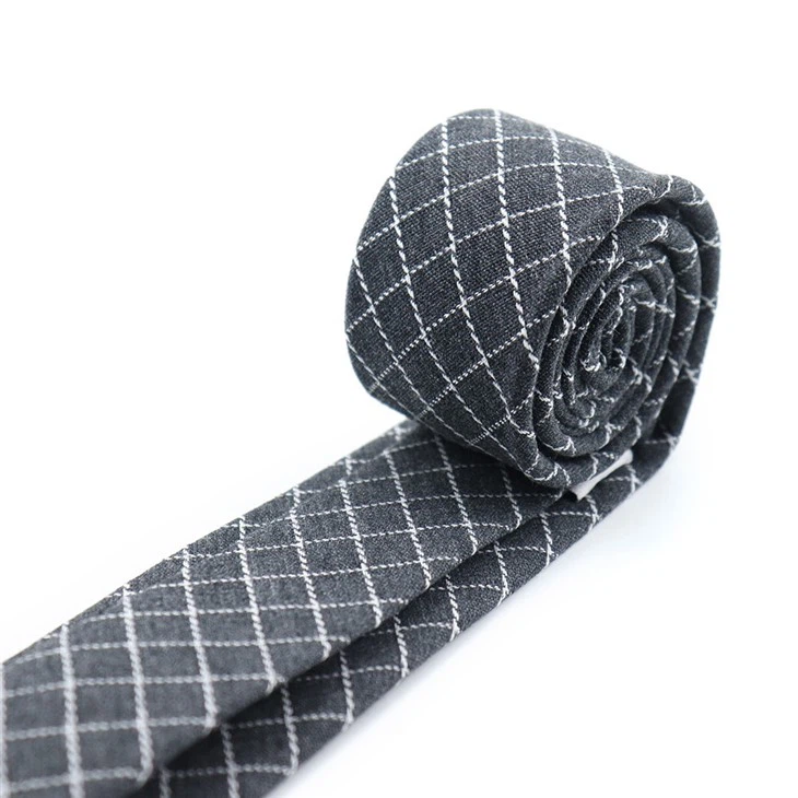 Wool Plaid Tie